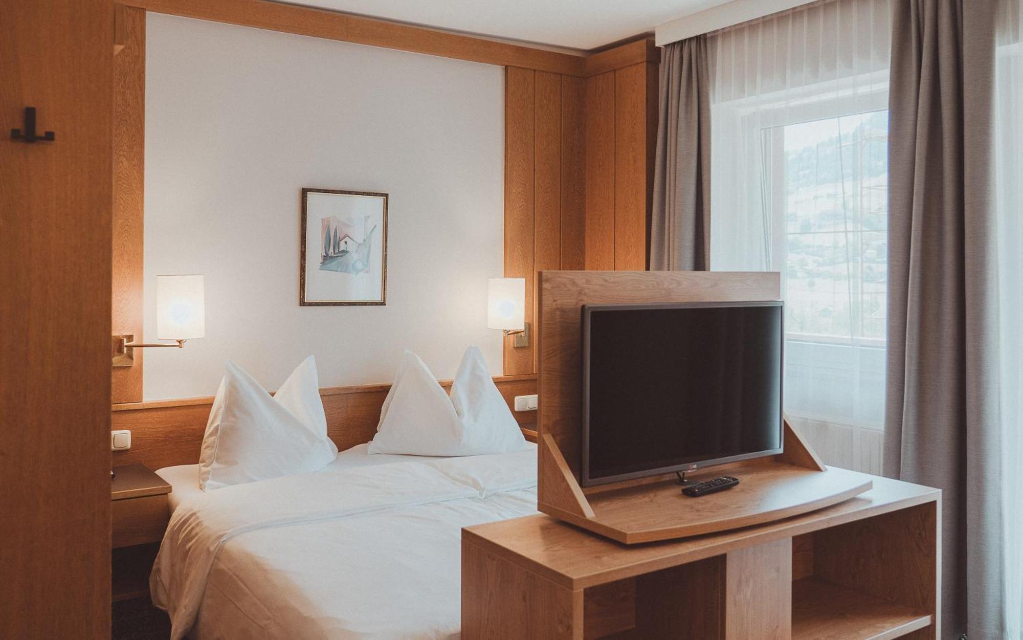 Appartement Hotel Panorama-Im Bademantel Direkt In Die Alpentherme Bad Hofgastein Dış mekan fotoğraf